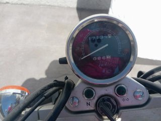 Suzuki 250cc ITV al día 17.000 km