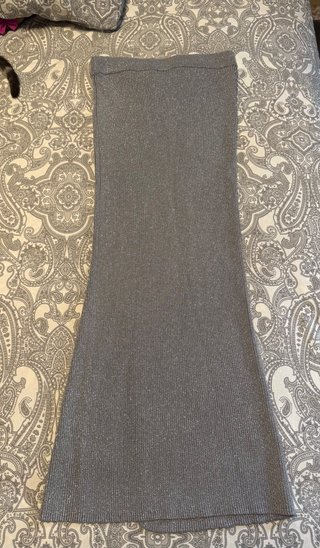 Conjunto falda y top gris plateado