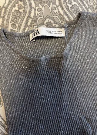 Conjunto falda y top gris plateado