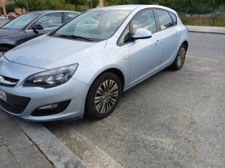 Opel Astra 2014