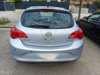 Opel Astra 2014