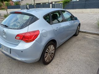 Opel Astra 2014