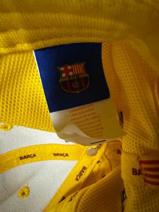 Cappellino FC Barcelona Giallo
