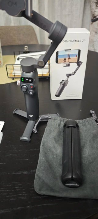 DJI Osmo Mobile 7P Gimbal