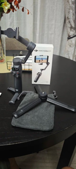 DJI Osmo Mobile 7P Gimbal