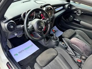 Mini JOHN COOPER WORKS automático