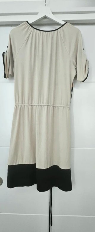 Vestido beige y negro con estampado