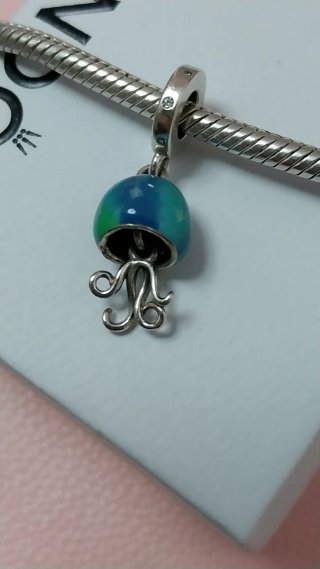 Charm Pandora Medusa Azul Verde