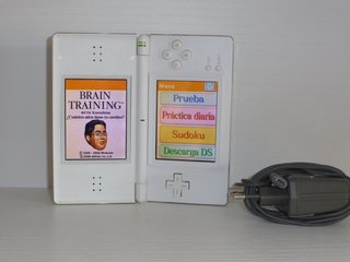 Nintendo DS Lite Blanca + Brain Training