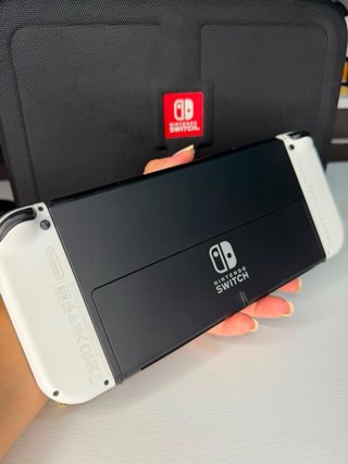 Nintendo Switch OLED Blanca + 6 Juegos Digitales