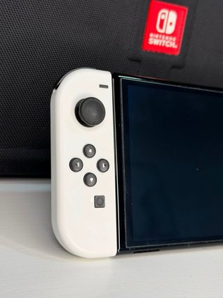 Nintendo Switch OLED Blanca + 6 Juegos Digitales