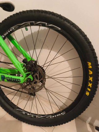 Bicicleta Scoot Voltage Verde