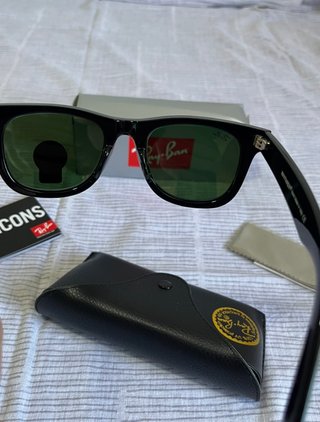 Gafas de Sol Ray-Ban Wayfarer Negras Verdes