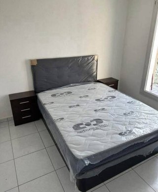 Somier + Colchón 150€