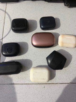 Cascos inalambricos 20 euros todo junto