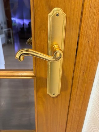 Puertas Roble Natural Macizas 10 puertas por 350€