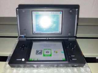 Nintendo DSi "COMO NUEVA" *Reshell Kingdom Hearts*