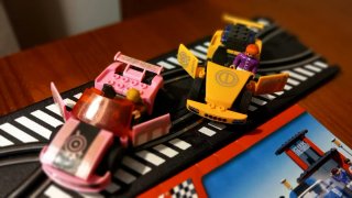 Scalextric Compact 1:43 Coche Lego(2)