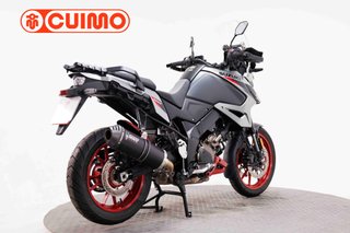 SUZUKI V-STROM 1050
