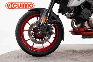 SUZUKI V-STROM 1050