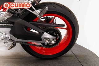 APRILIA TUONO 660