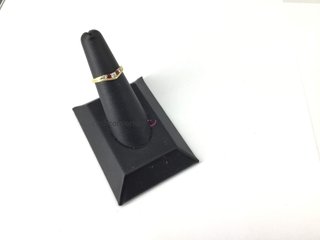 anillo oro 18k con piedra