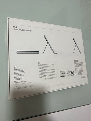 Magic Keyboard Folio iPad A16 y iPad 10/AZERTY