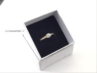 anillo oro 9k con piedra