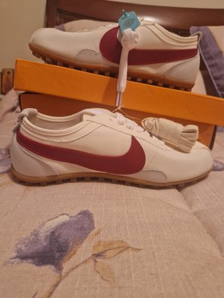 Nike Moon Shoe OG Rojo/Blanco