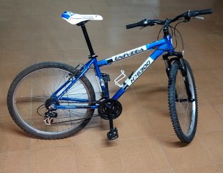 Bici Montaña UNIVEGA HF5300 7v 3 Platos