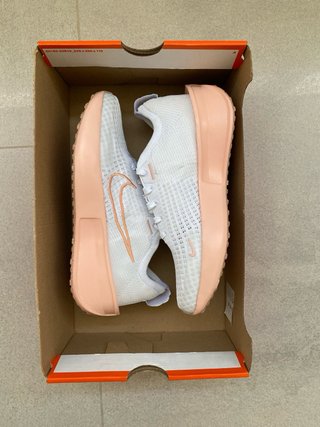 Nike Interact Run Mujer Blanco/Rosa