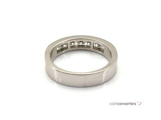 anillo oro 18k con piedra con diamante