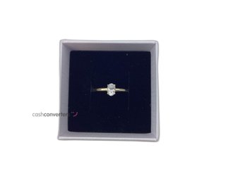 anillo oro 9k con piedra con circonita