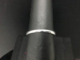 anillo oro 18k con piedra con diamante
