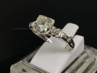 anillo oro 18k con piedra con diamante