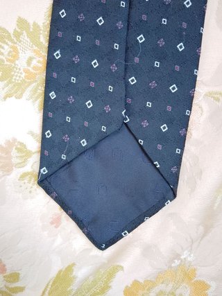 Cravatta Ungaro blu scuro con fantasia