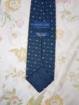 Cravatta Ungaro blu scuro con fantasia