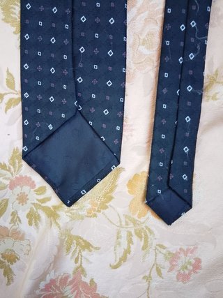 Cravatta Ungaro blu scuro con fantasia