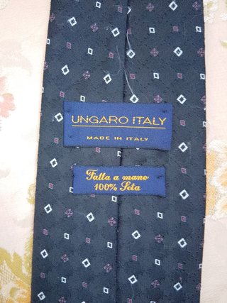 Cravatta Ungaro blu scuro con fantasia