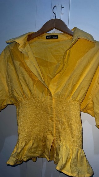 Camisa amarilla SHEIN Talla S