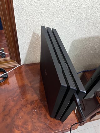 Consola PS4 Pro Negra