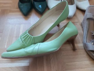 Zapatos verdes de tacón