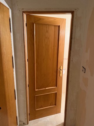 4 Puertas de madera con premarcos