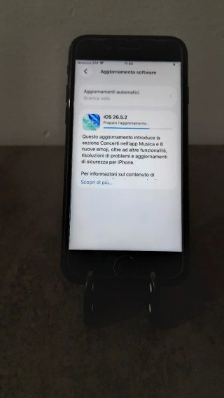 IPhone SE 2020 Batteria 100%