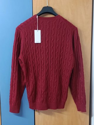 Suéter de punto trenzado rojo talla 2XL