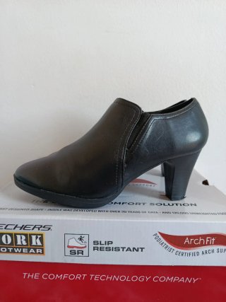 Zapatos de tacón negros Marypaz