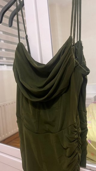 Vestido Shein verde militar talla XS