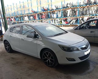 Guantera opel 480630 astra j lim. cosmo