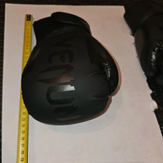 Guantes de boxeo negros