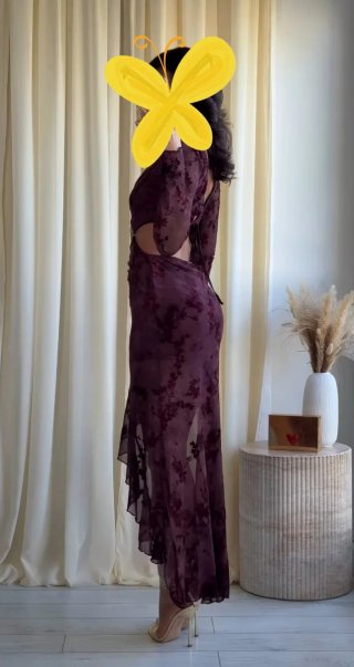 Zara Vestido 'Viral' burgundy con cut out